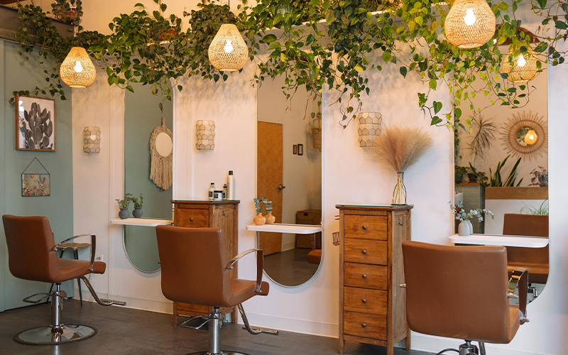 Kuaför Salonlarında Doğru Koltuk Seçimi Müşteri Sadakatini Nasıl Etkiler?